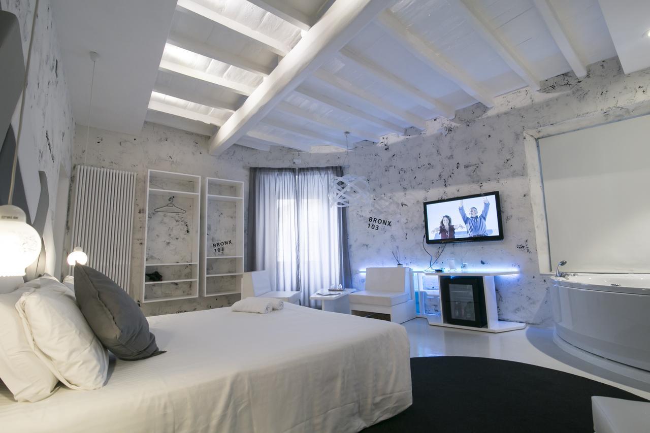 Design&Art Pie' Hotel Рим Екстериор снимка